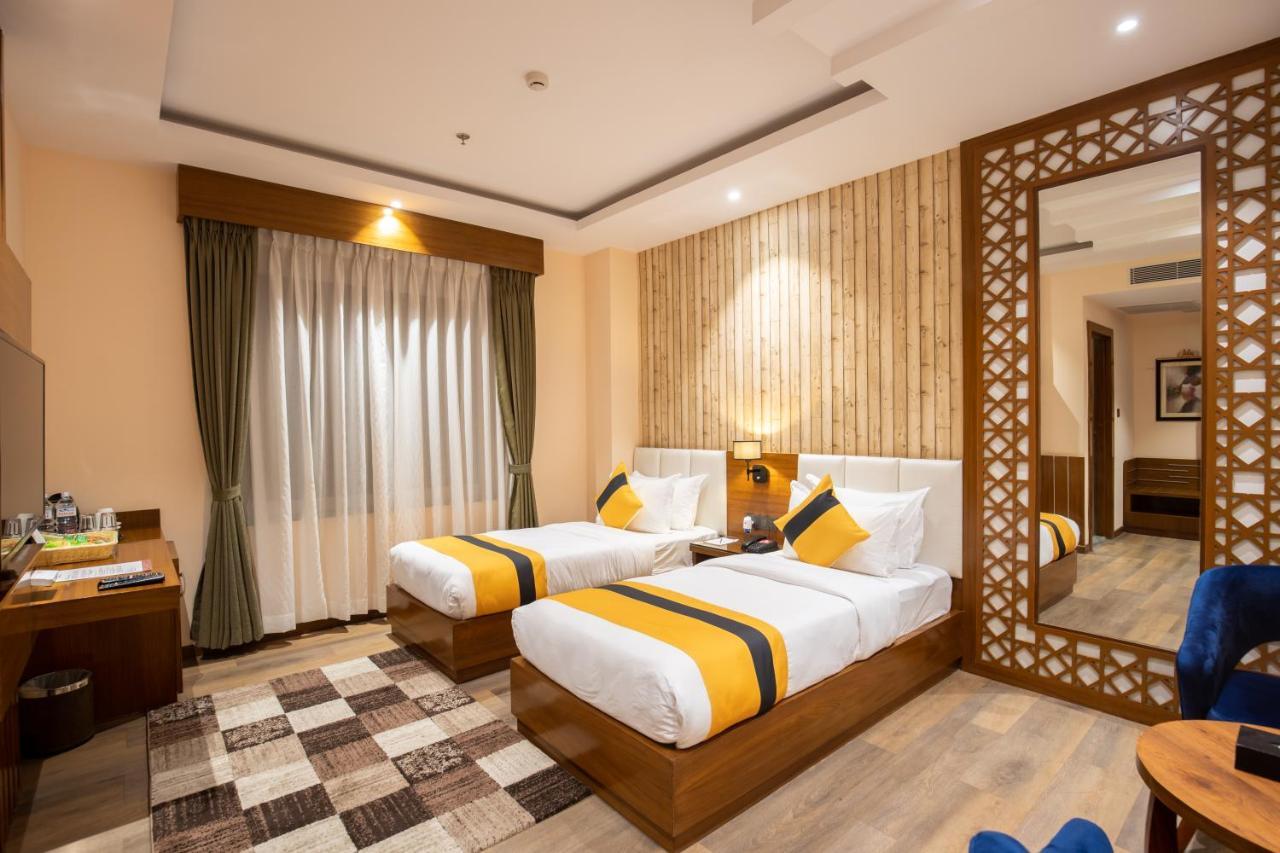 Dream International Hotel Rummindei Buitenkant foto