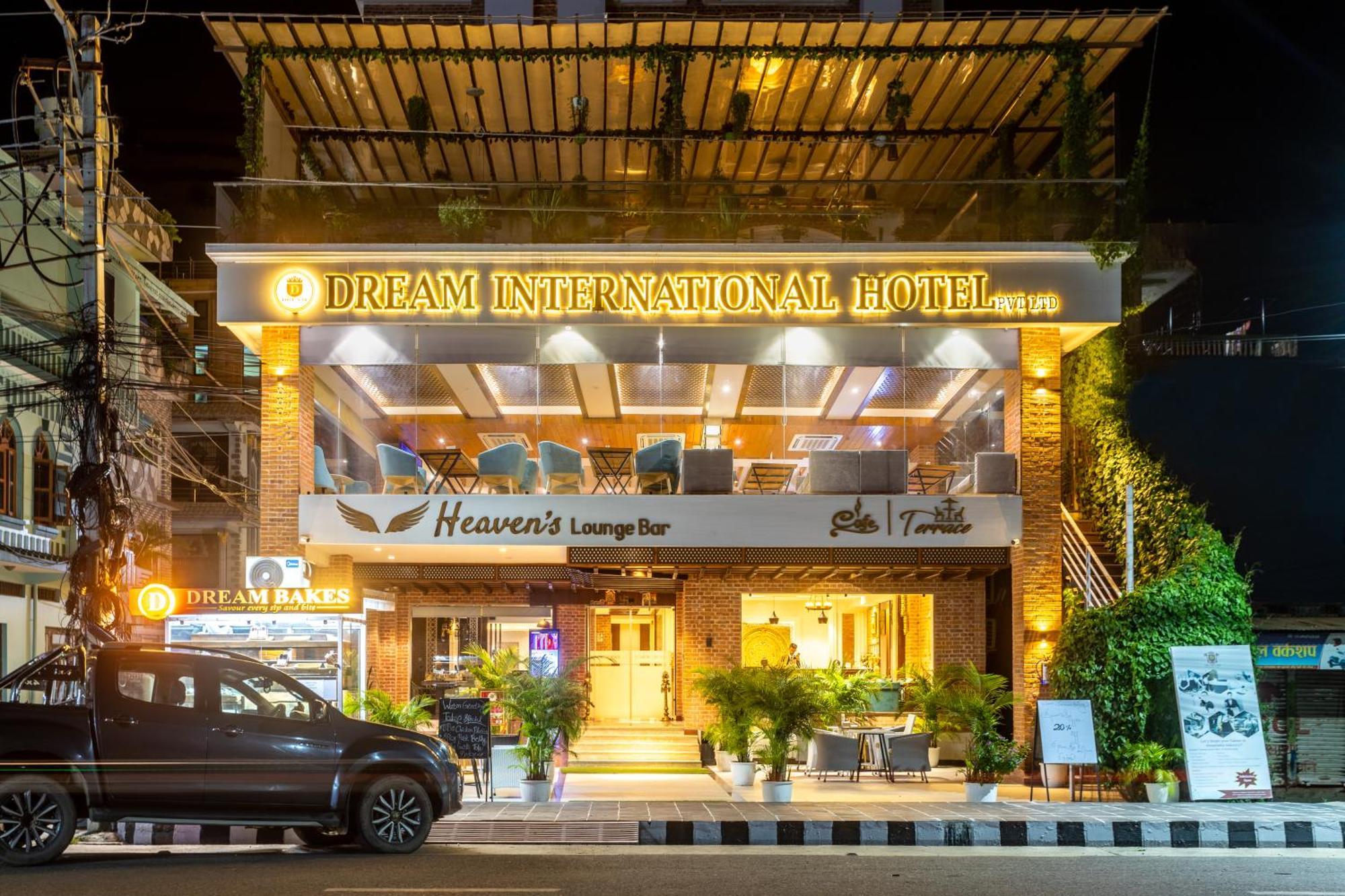 Dream International Hotel Rummindei Buitenkant foto